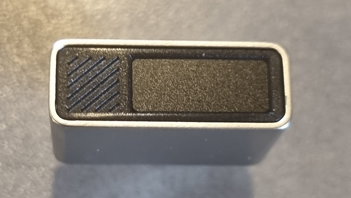 Fingrafaralesari USB C stíll, skanni á enda