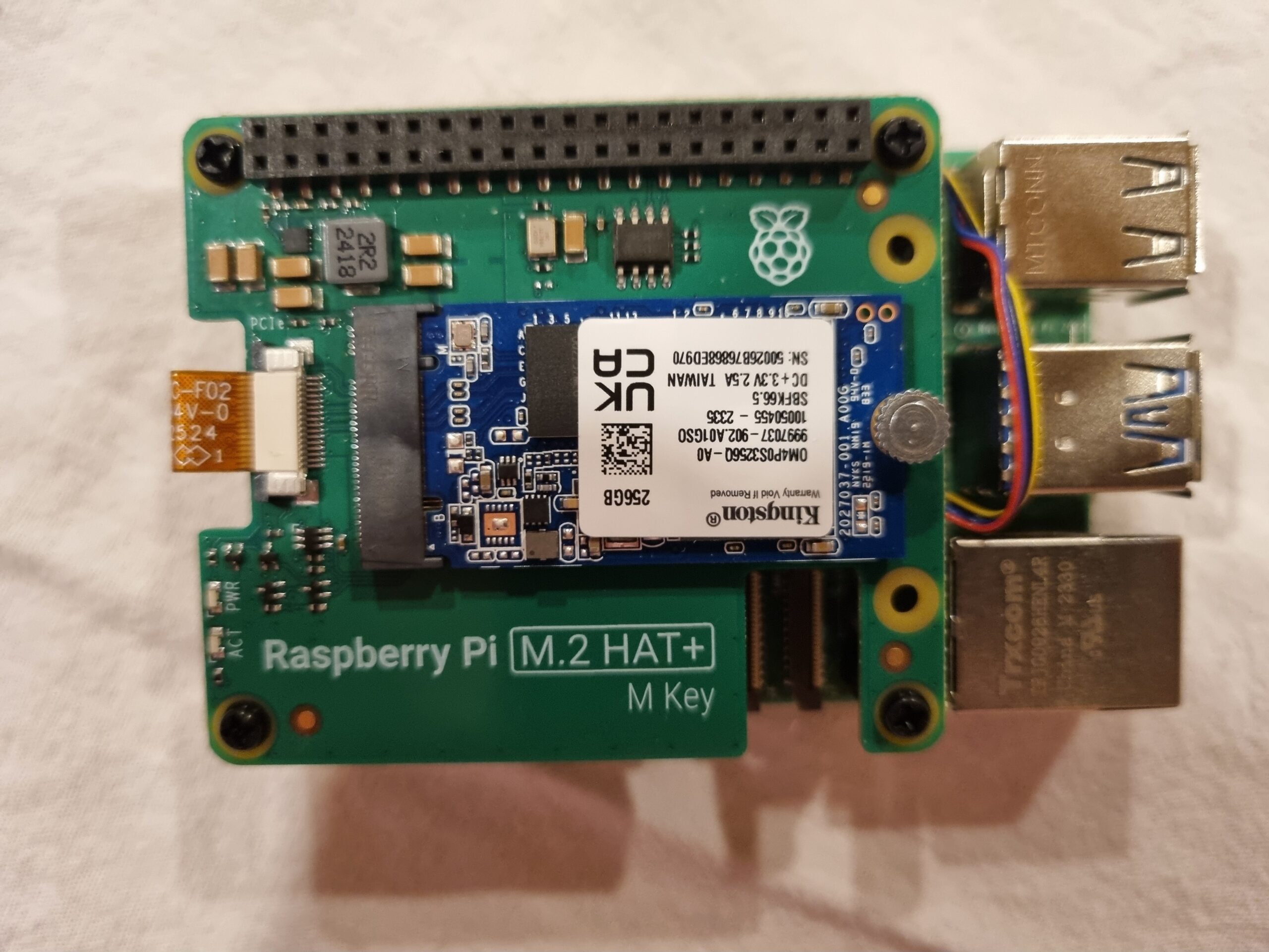 Opinber Raspberry Pi M.2 HAT