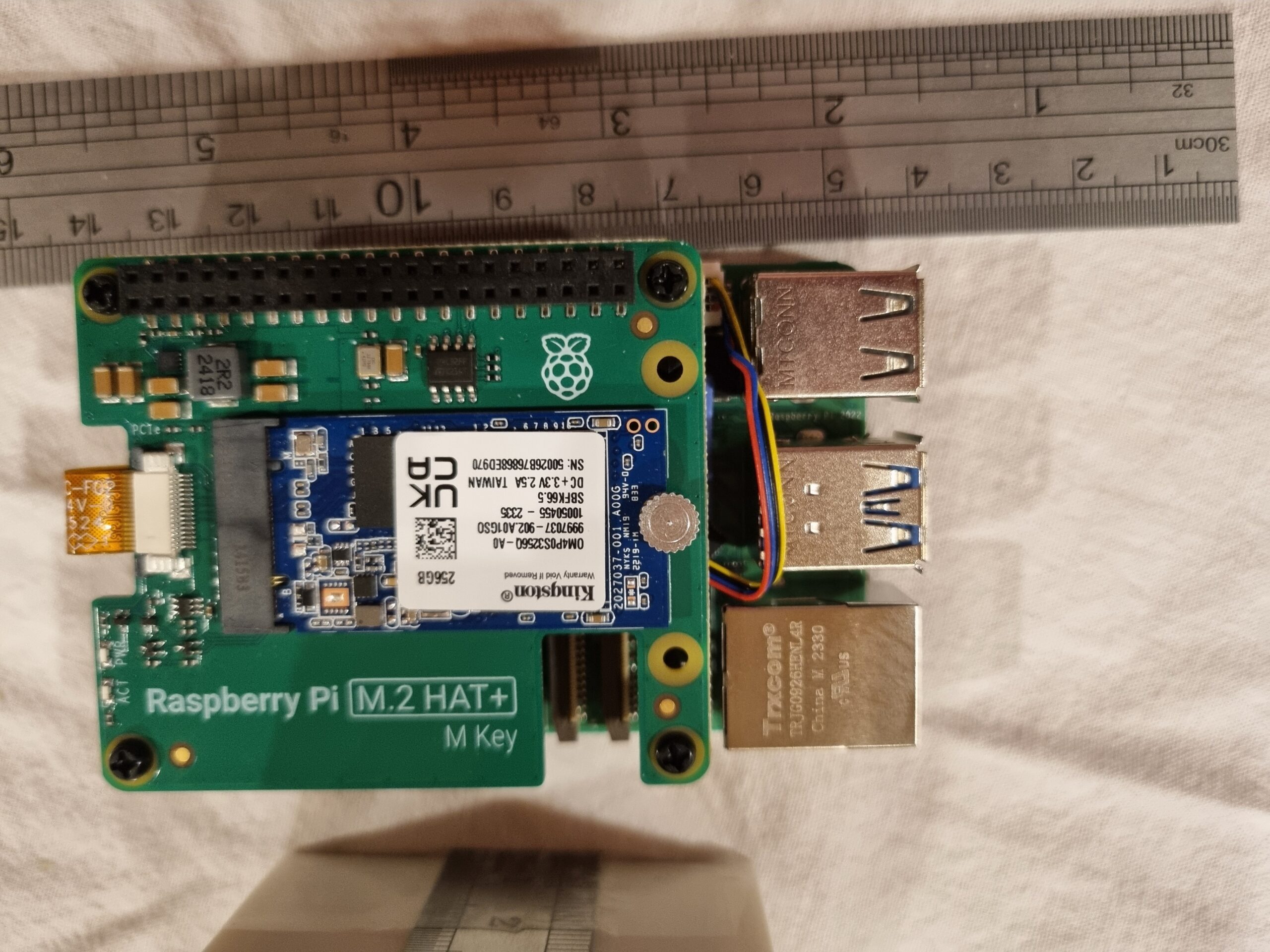 Opinber Raspberry Pi M.2 HAT