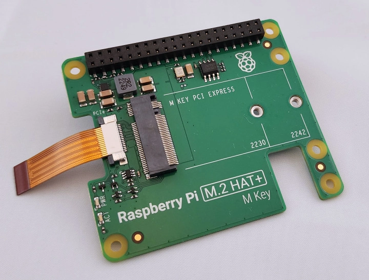 Opinber Raspberry Pi M.2 HAT